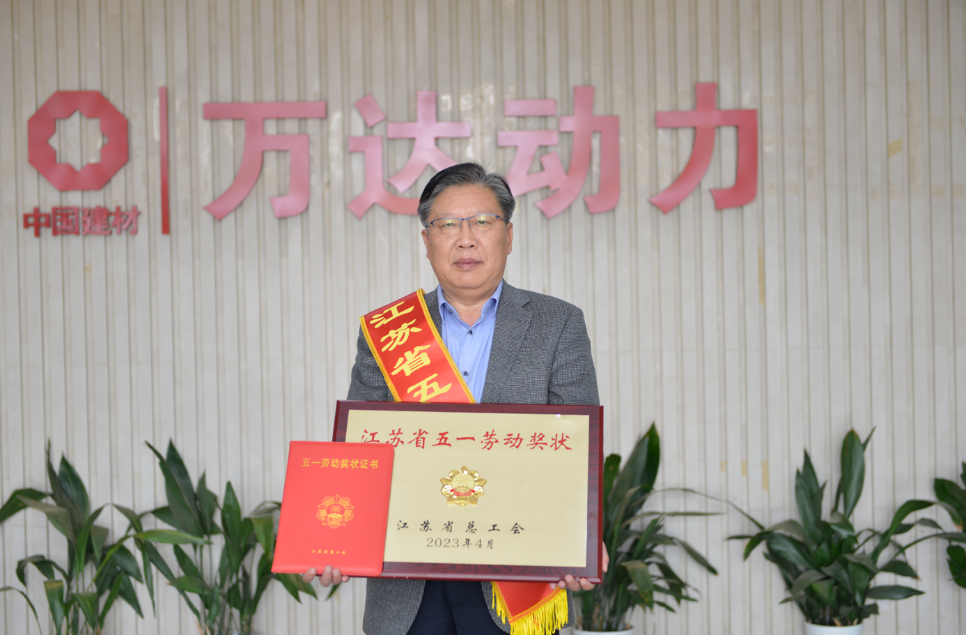 2f403aa5891875e9c56646a47c72a6d6.png 2f403aa5891875e9c56646a47c72a6d6.png